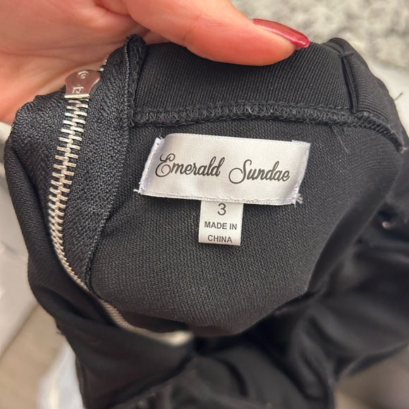 Emerald Sundae black dress - Picture 3 of 3